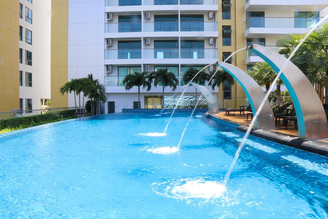 The Peak Towers Sea View Daire Pattaya Dış mekan fotoğraf